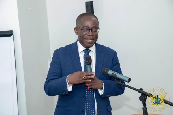 Deputy Energy Minister Launches Ghana Scaling-up Renewable Energy Program (SREP)